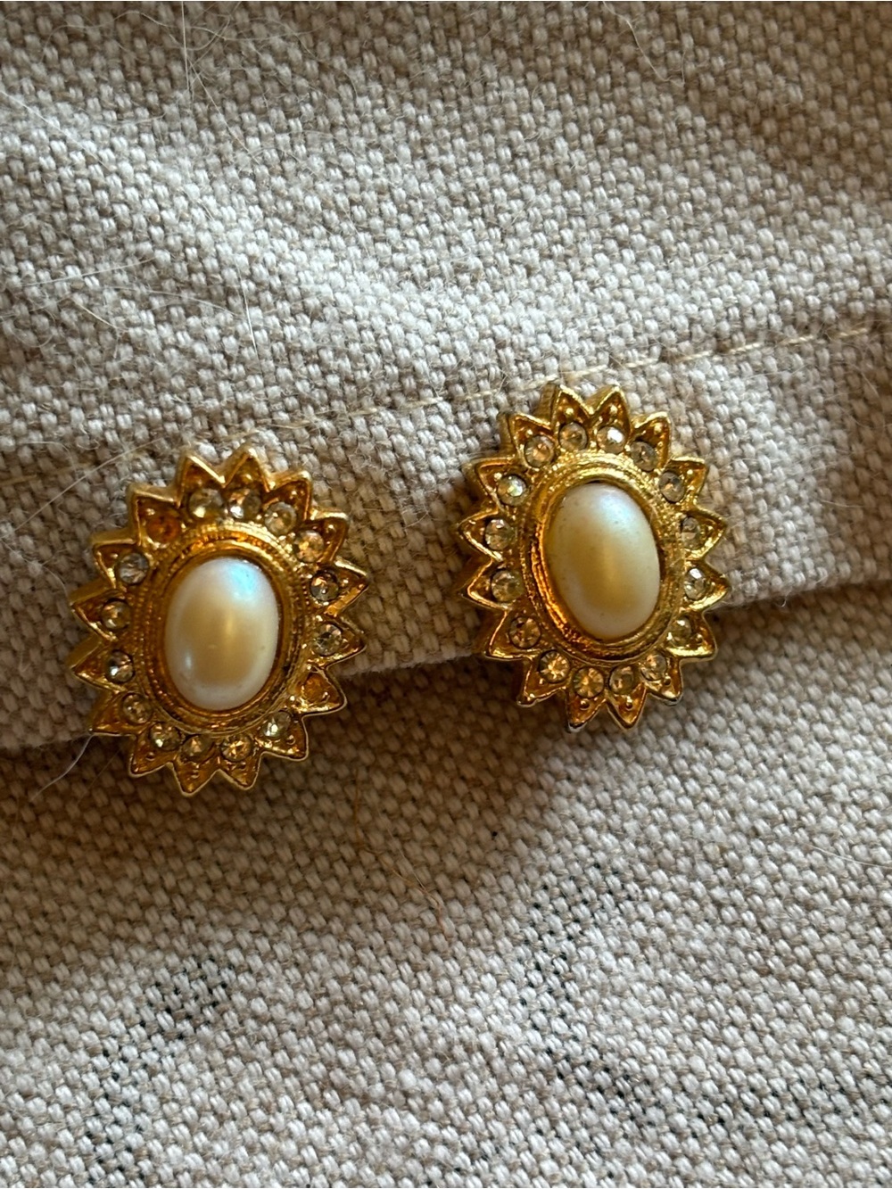 Vintage Gold Tone Faux Pearl Sunburst Clip Earrings & Faux Pearl Drop Earrings